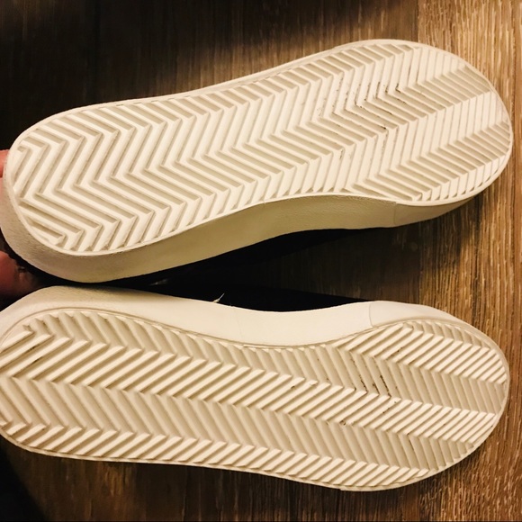 NEW Rebecca Minkoff Zaina Velvet Acai Sneakers - Picture 8 of 8